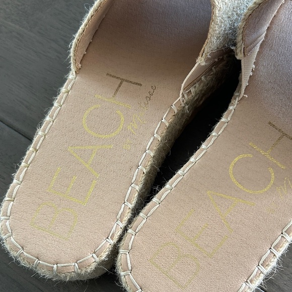 Beach Women's Cream Sandals - Picture 4 of 6